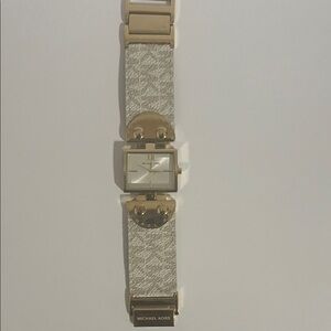 Michael Kors Elegant Gold and Silver Women's Watch